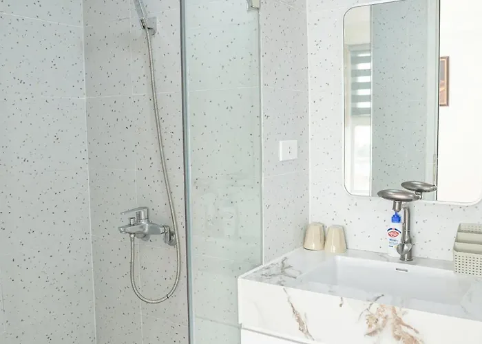 New Life Aparment Hạ Long